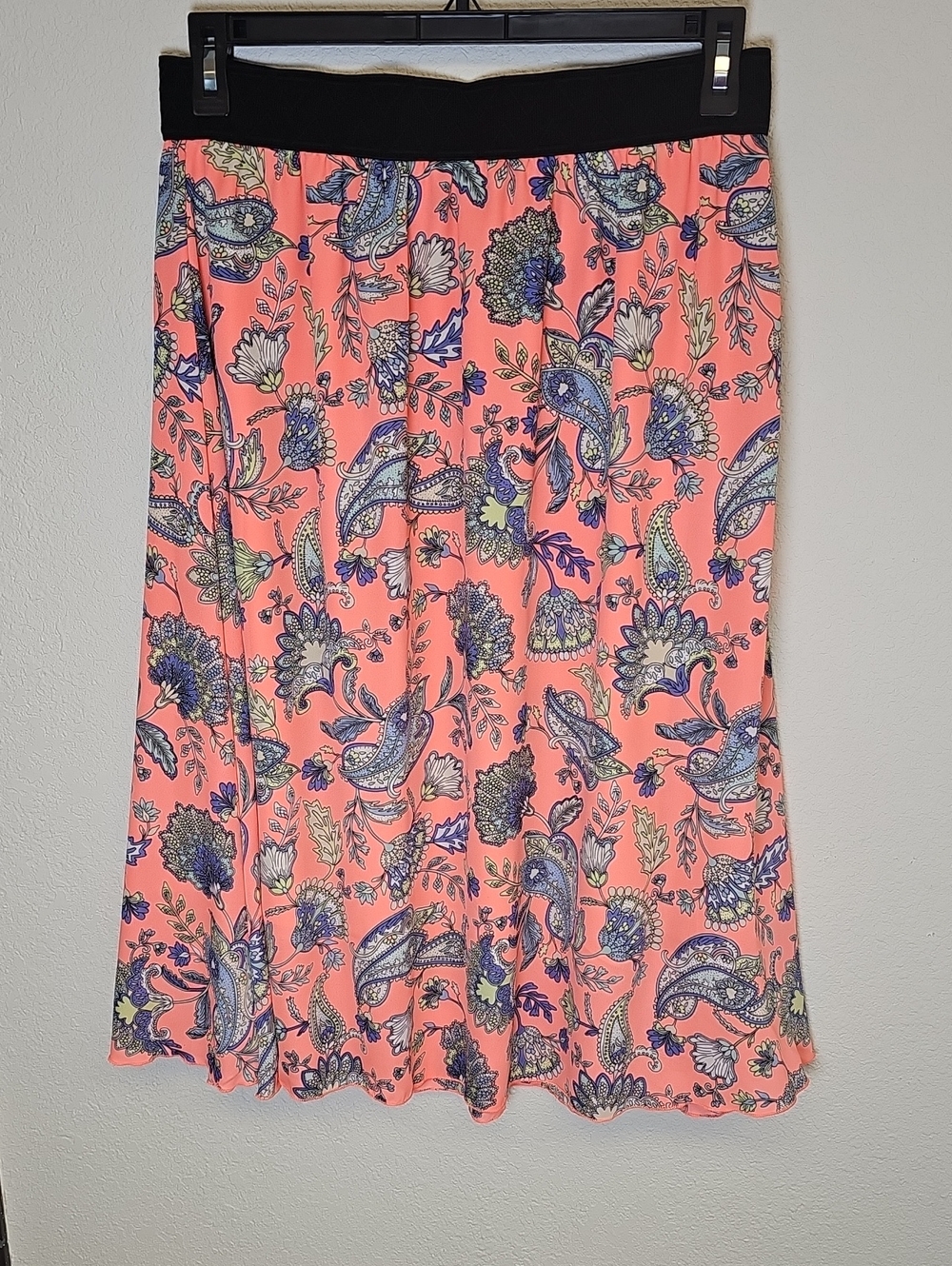 LuLaRoe Coral Midi Skirt with Black Waistband and Blue Paisley